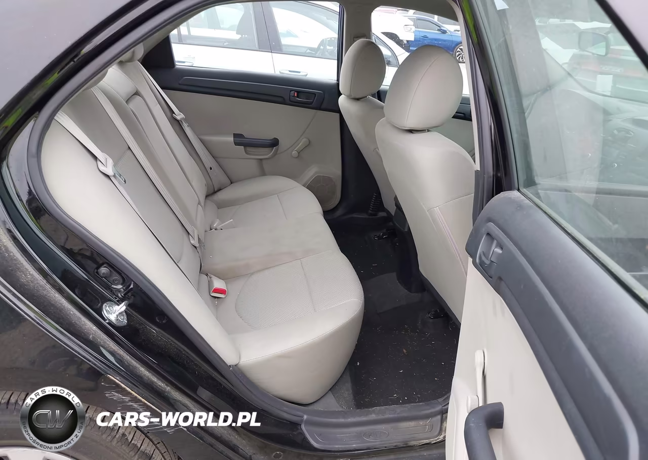 2012 Kia Forte Lx VIN:KNAFT4A28C5563570 - 8