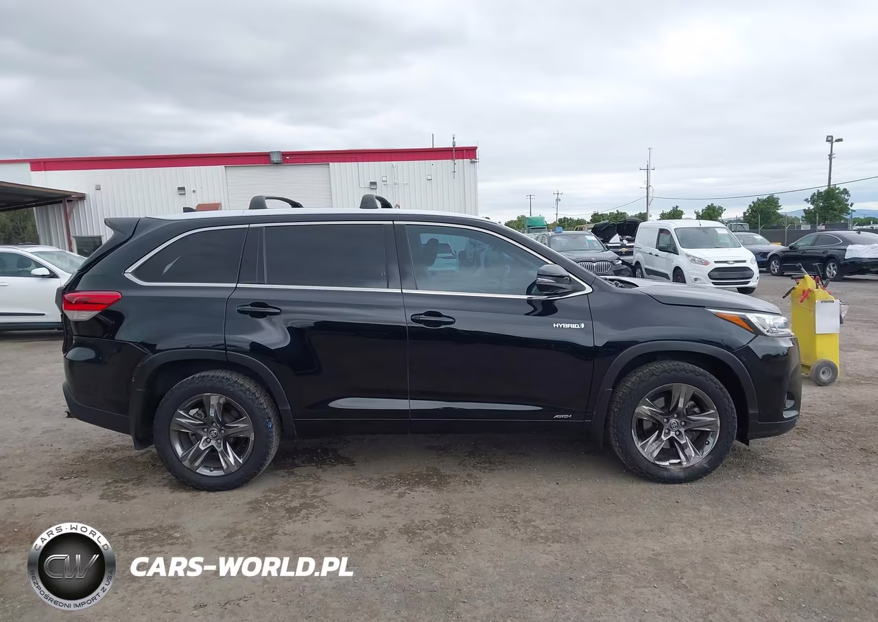 2018 Toyota Highlander Hybrid Limited Platinum VIN:5TDDGRFH9JS043054 - 14