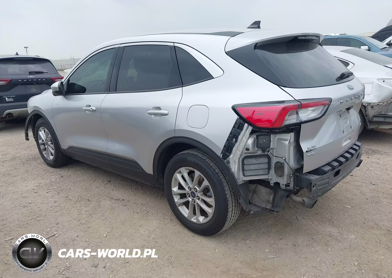 2020 Ford Escape Se VIN:1FMCU0G61LUA75388 - 3