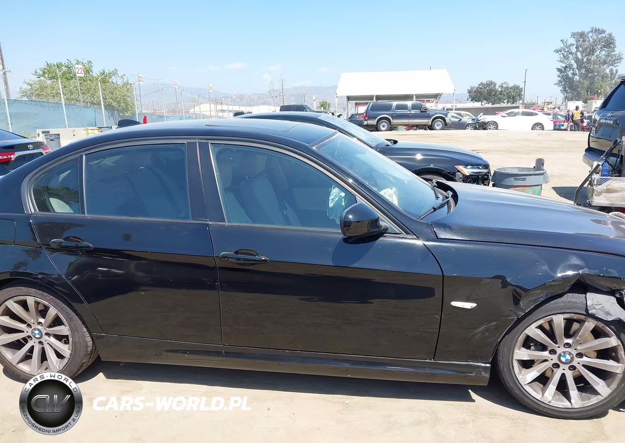 2011 BMW 328I VIN:WBAPH5G51BNM80364 - 12