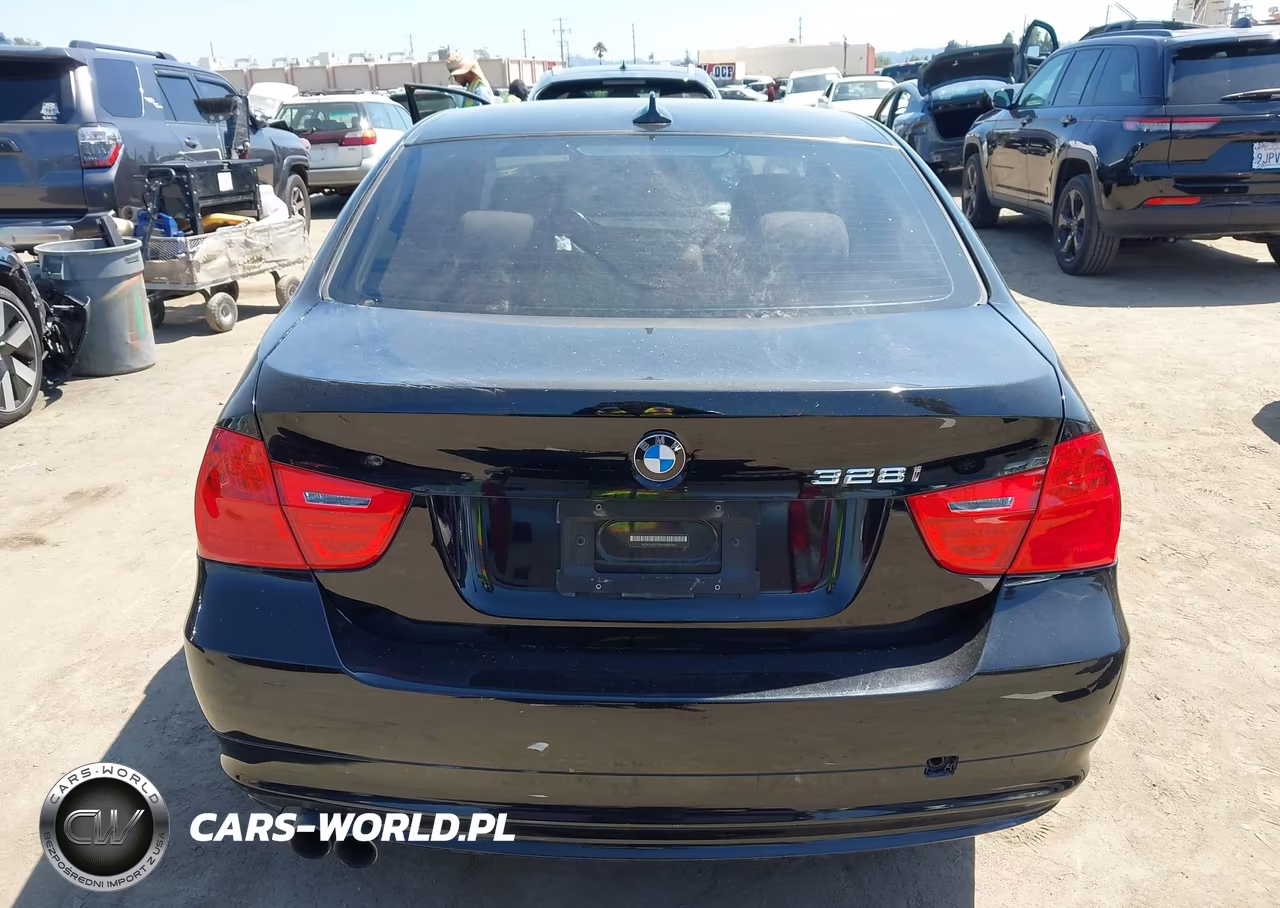 2011 BMW 328I VIN:WBAPH5G51BNM80364 - 15