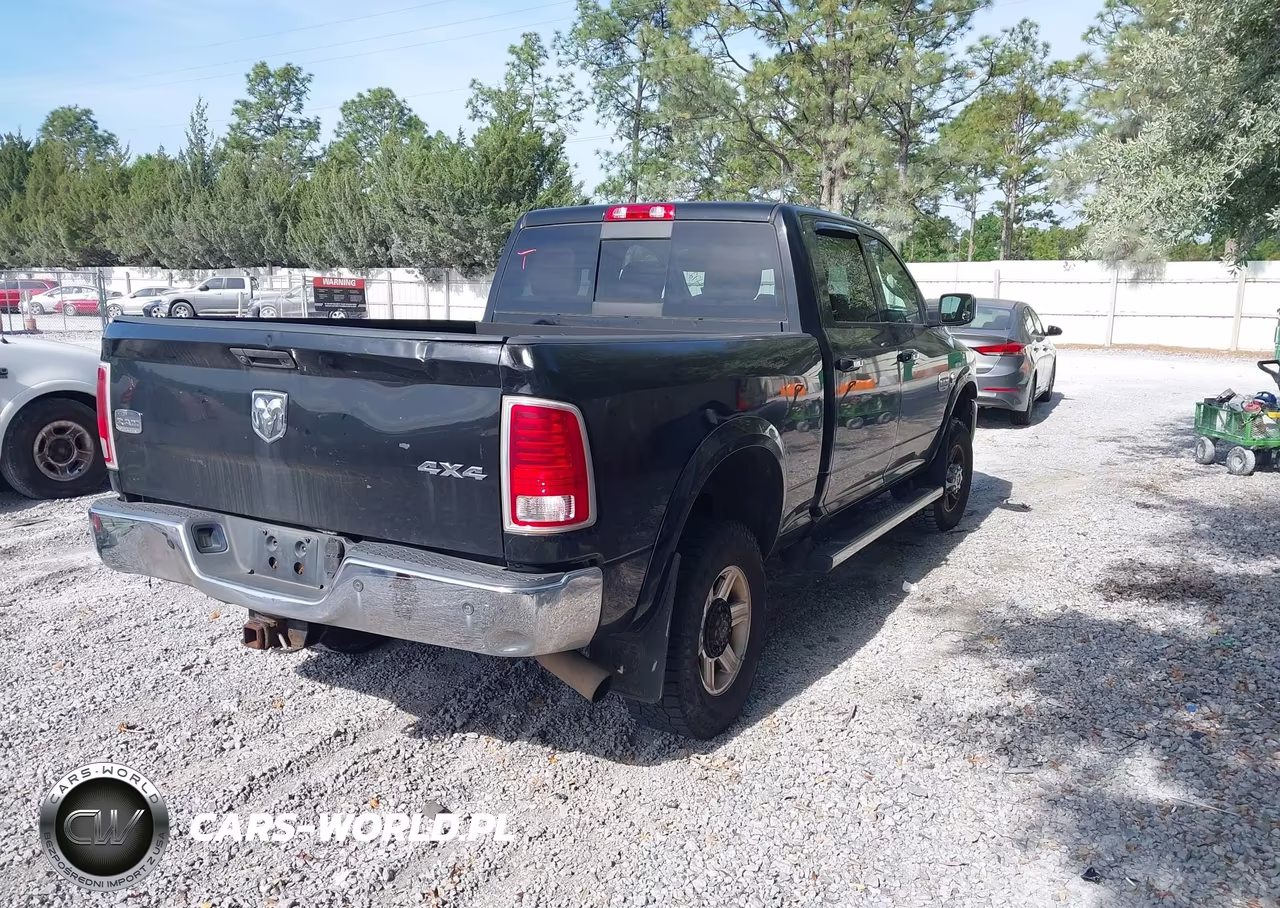 2013 Ram 2500 Laramie Longhorn VIN:3C6UR5GL0DG614849 - 4