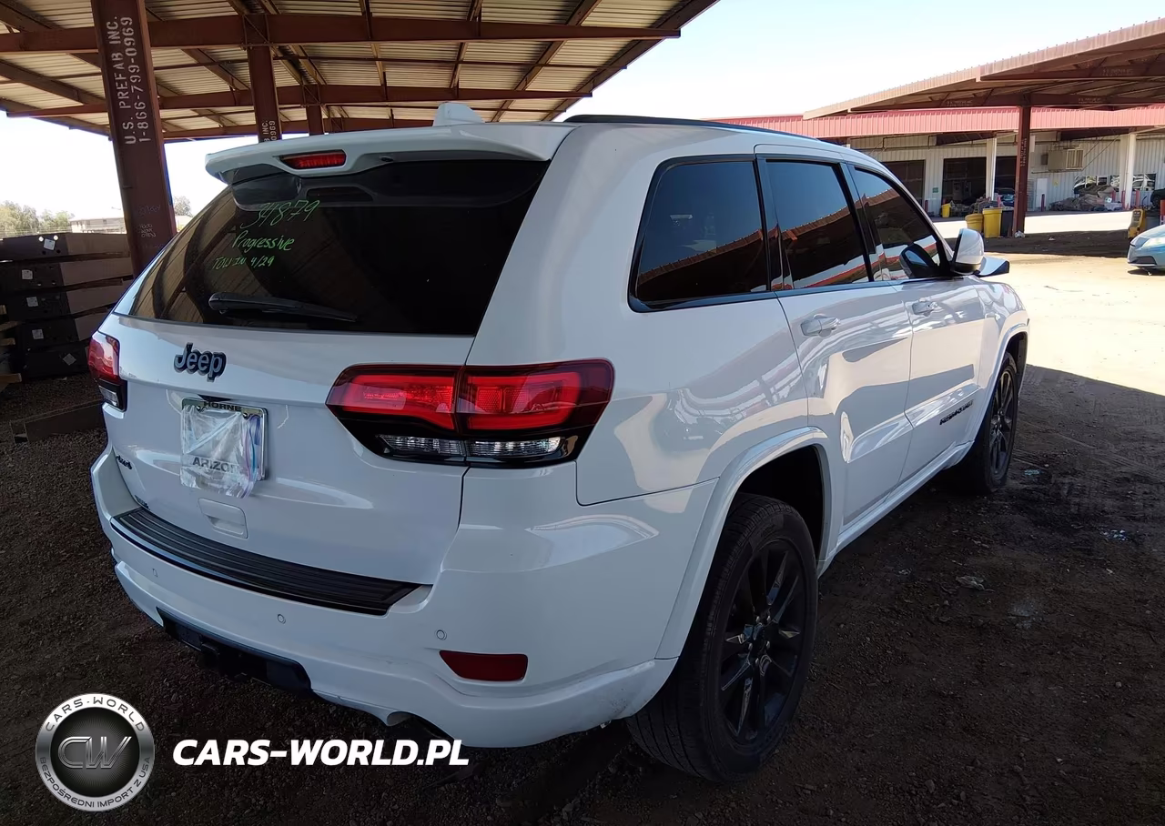 2019 Jeep Grand Cherokee Altitude 4X4 VIN:1C4RJFAG5KC610514 - 4