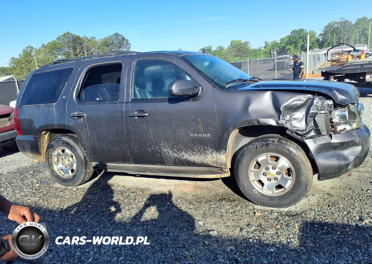 2010 Chevrolet Tahoe Lt VIN:1GNMCBE3XAR195651 - 13