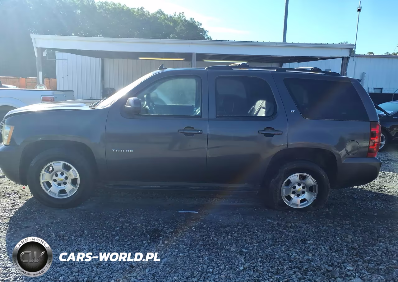 2010 Chevrolet Tahoe Lt VIN:1GNMCBE3XAR195651 - 14