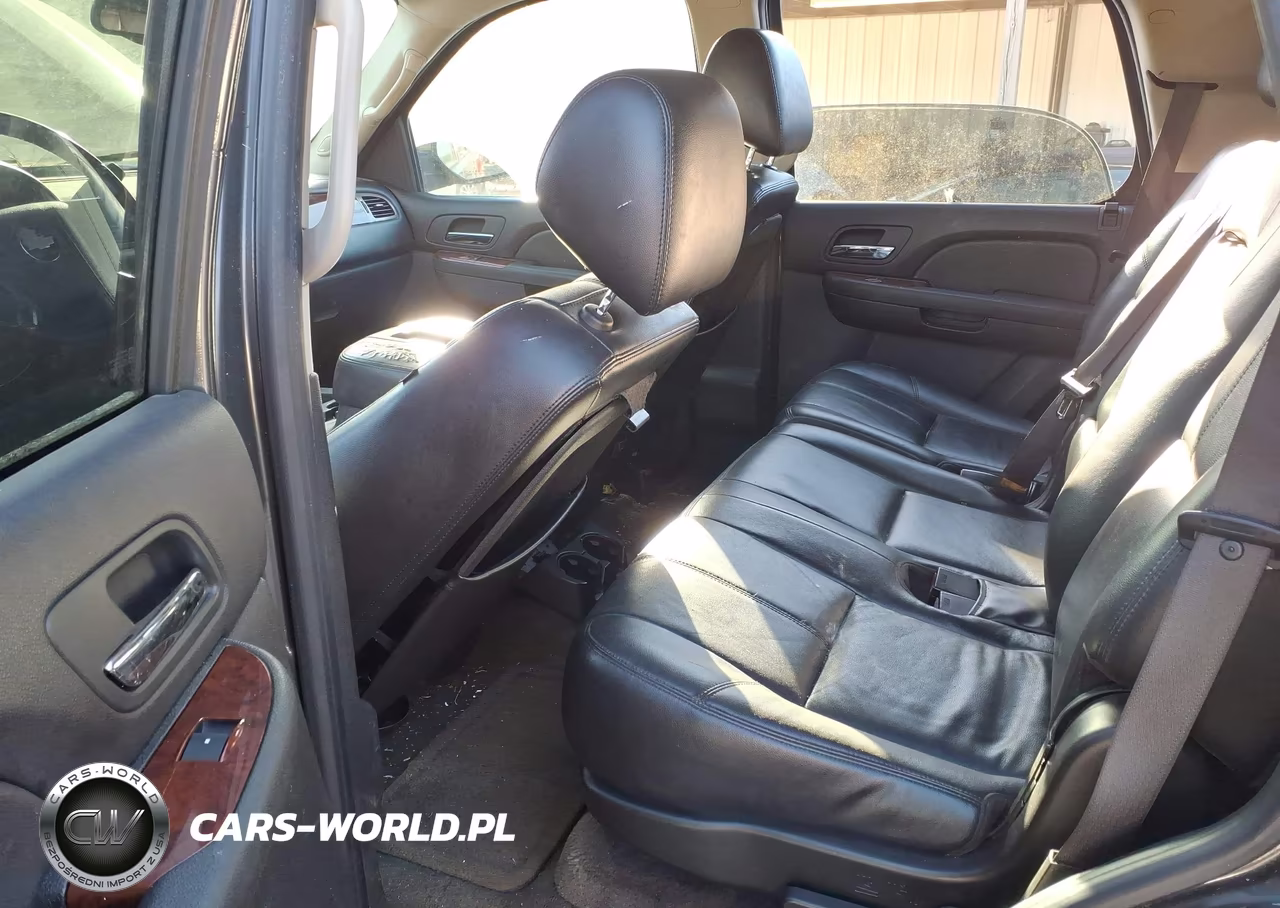 2010 Chevrolet Tahoe Lt VIN:1GNMCBE3XAR195651 - 8