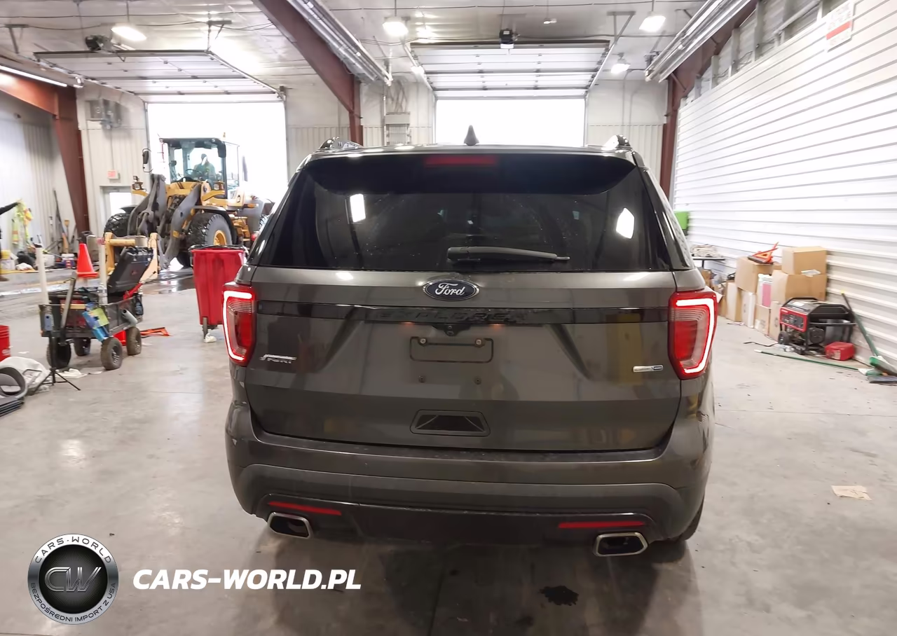 2017 Ford Explorer Sport VIN:1FM5K8GT8HGD87863 - 16