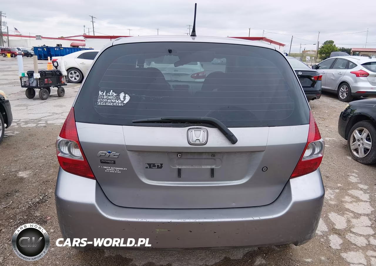 2008 Honda Fit VIN:JHMGD38438S054774 - 16