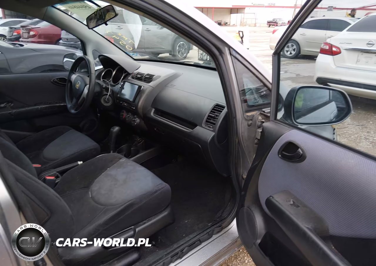 2008 Honda Fit VIN:JHMGD38438S054774 - 5