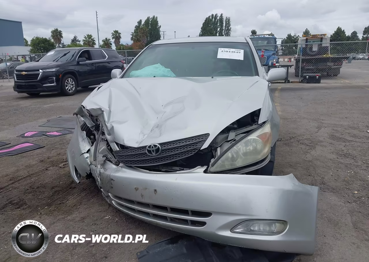 2003 Toyota Camry Xle V6 VIN:4T1BF30K93U039043 - 12