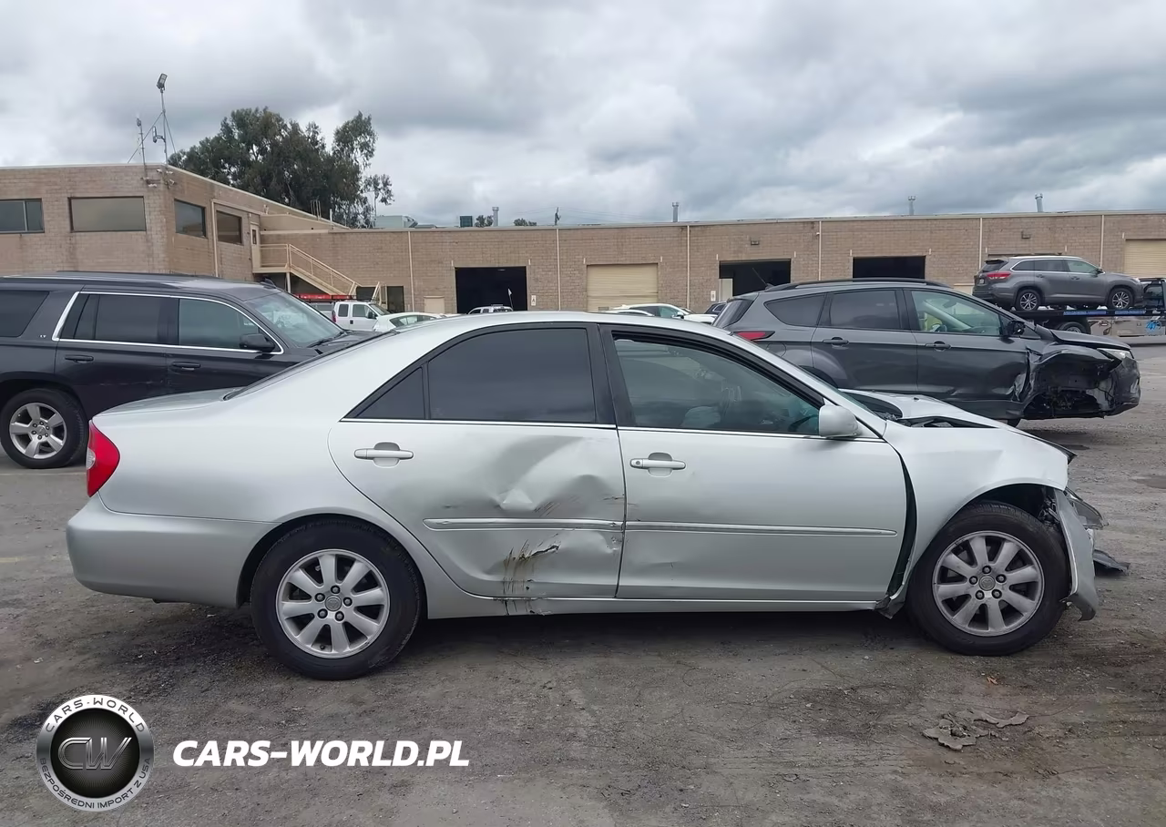 2003 Toyota Camry Xle V6 VIN:4T1BF30K93U039043 - 13