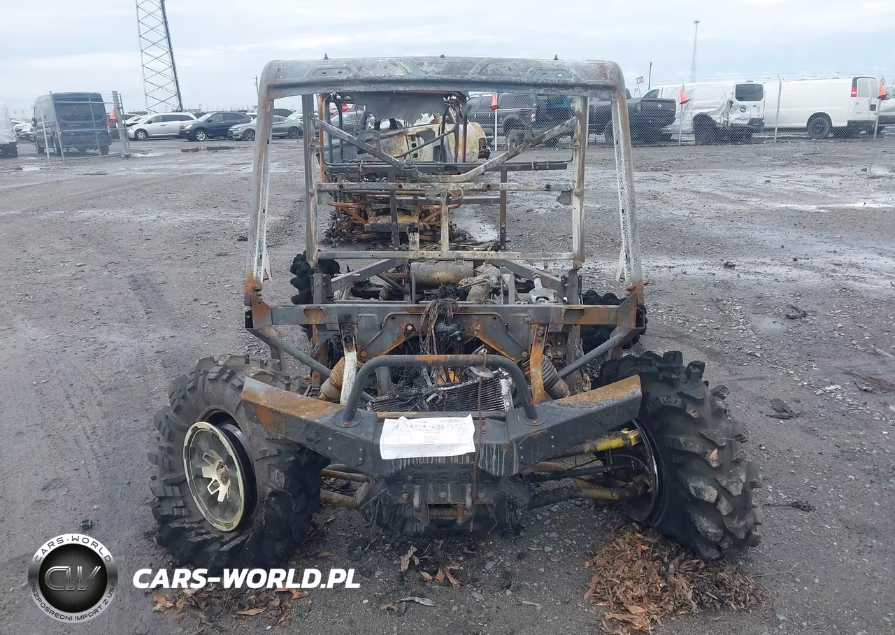 2021 Can-Am Defender Hd8 VIN:3JBUGAN45MK002620 - 5
