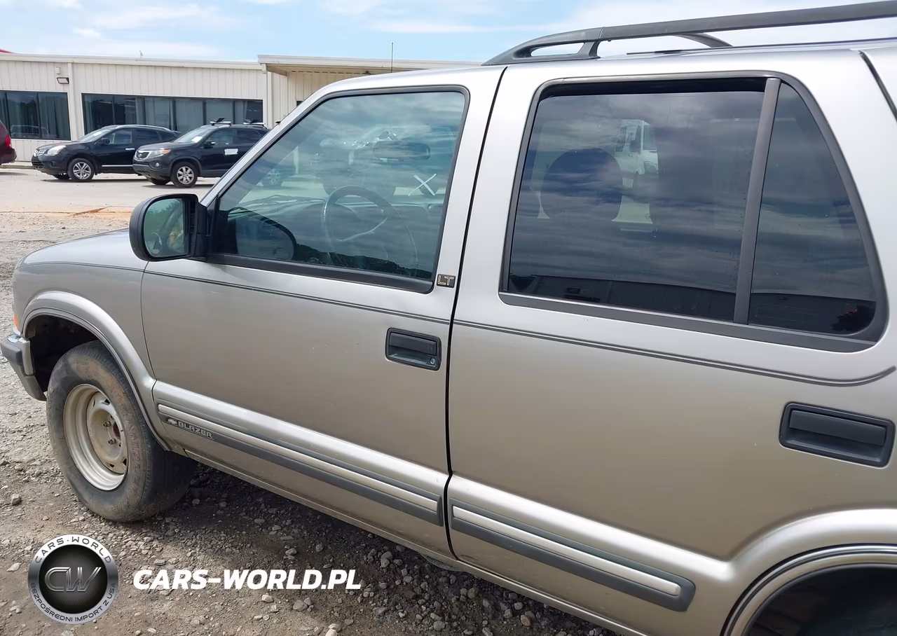 2000 Chevrolet Blazer Lt VIN:1GNCS13W9Y2335326 - 12