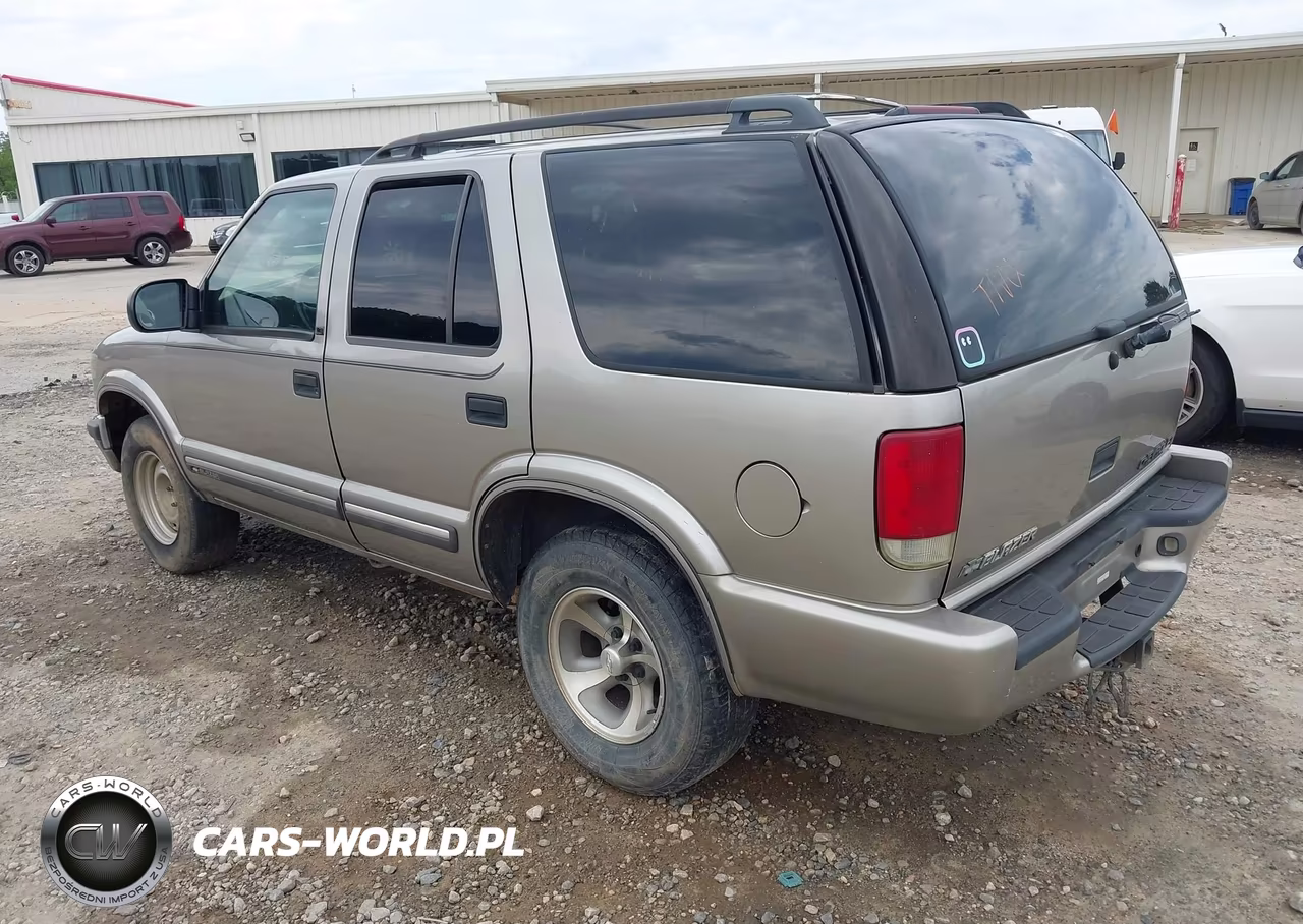2000 Chevrolet Blazer Lt VIN:1GNCS13W9Y2335326 - 3