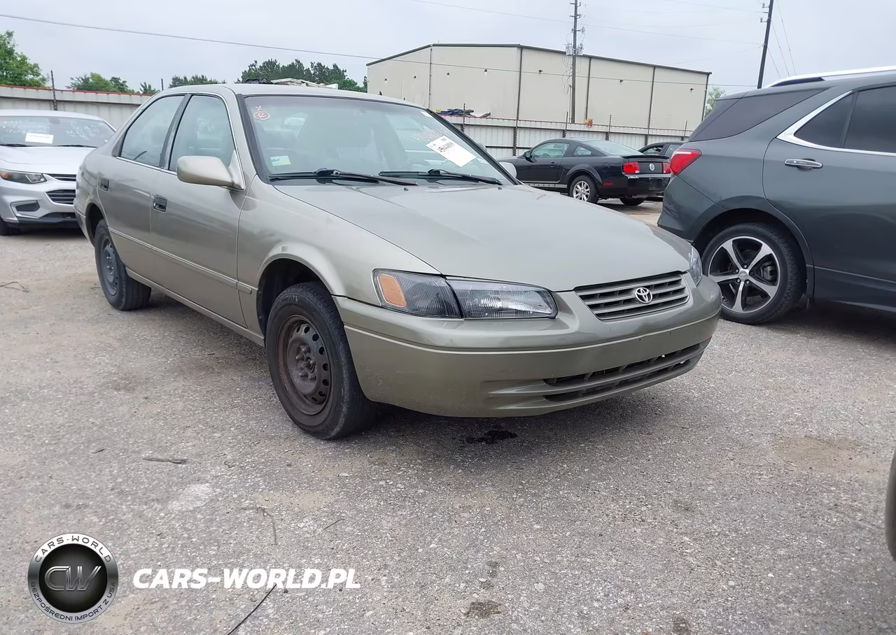 1999 Toyota Camry Le