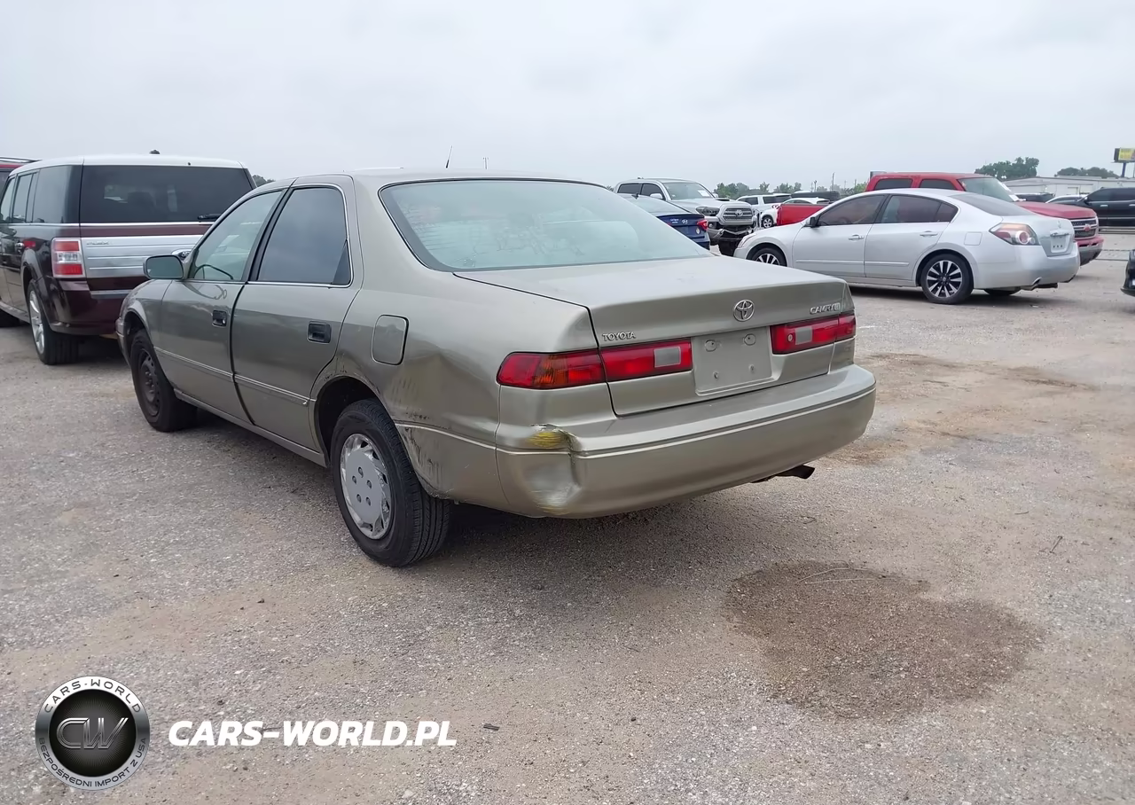 1999 Toyota Camry Le VIN:4T1BG28KXXU498289 - 3
