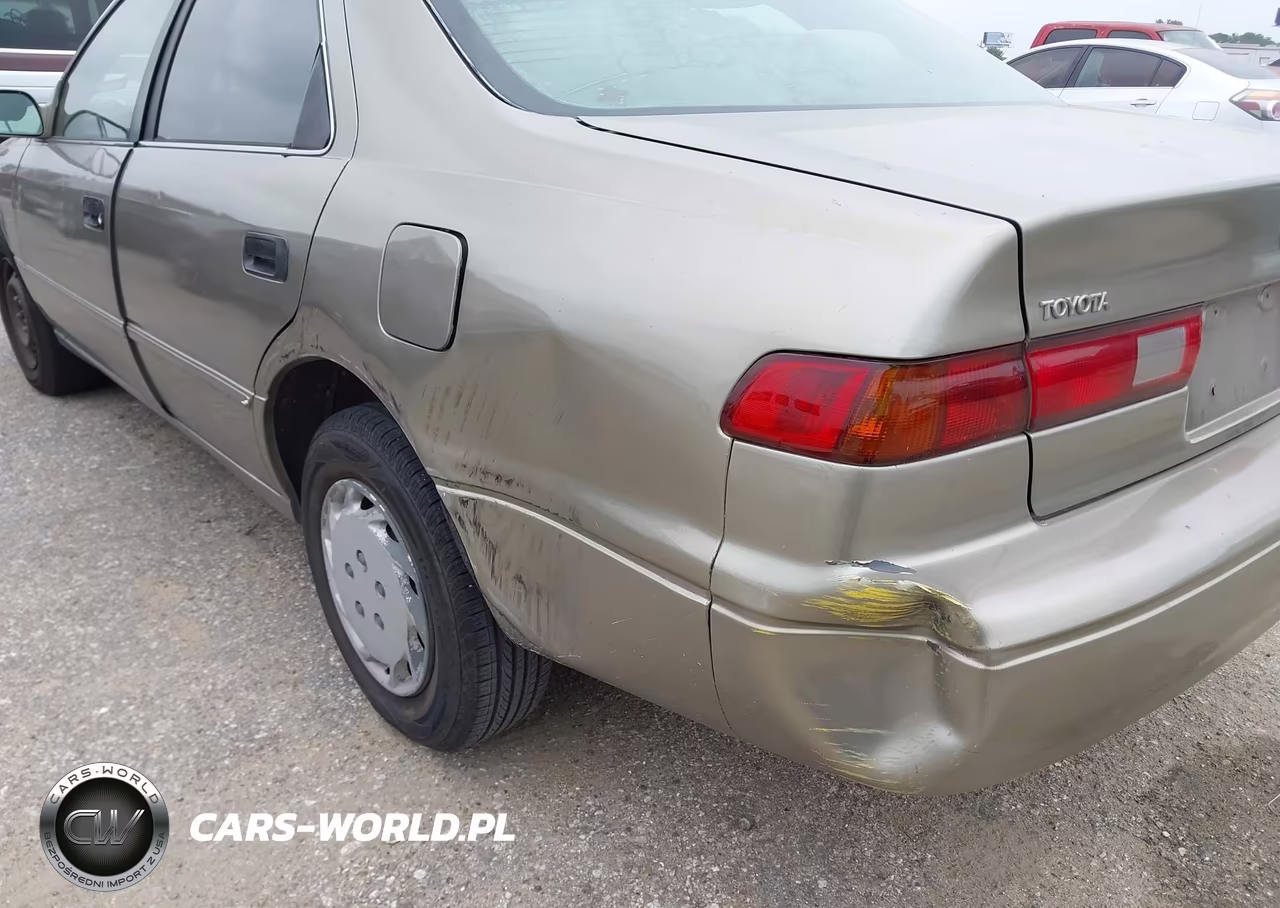 1999 Toyota Camry Le VIN:4T1BG28KXXU498289 - 6