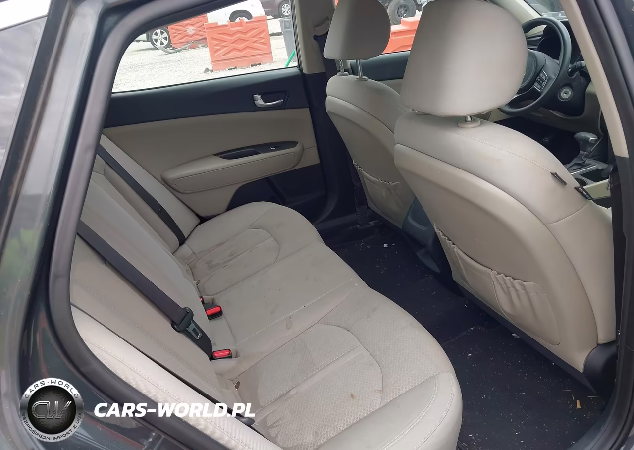 2016 Kia Optima Lx VIN:KNAGT4L38G5078118 - 8