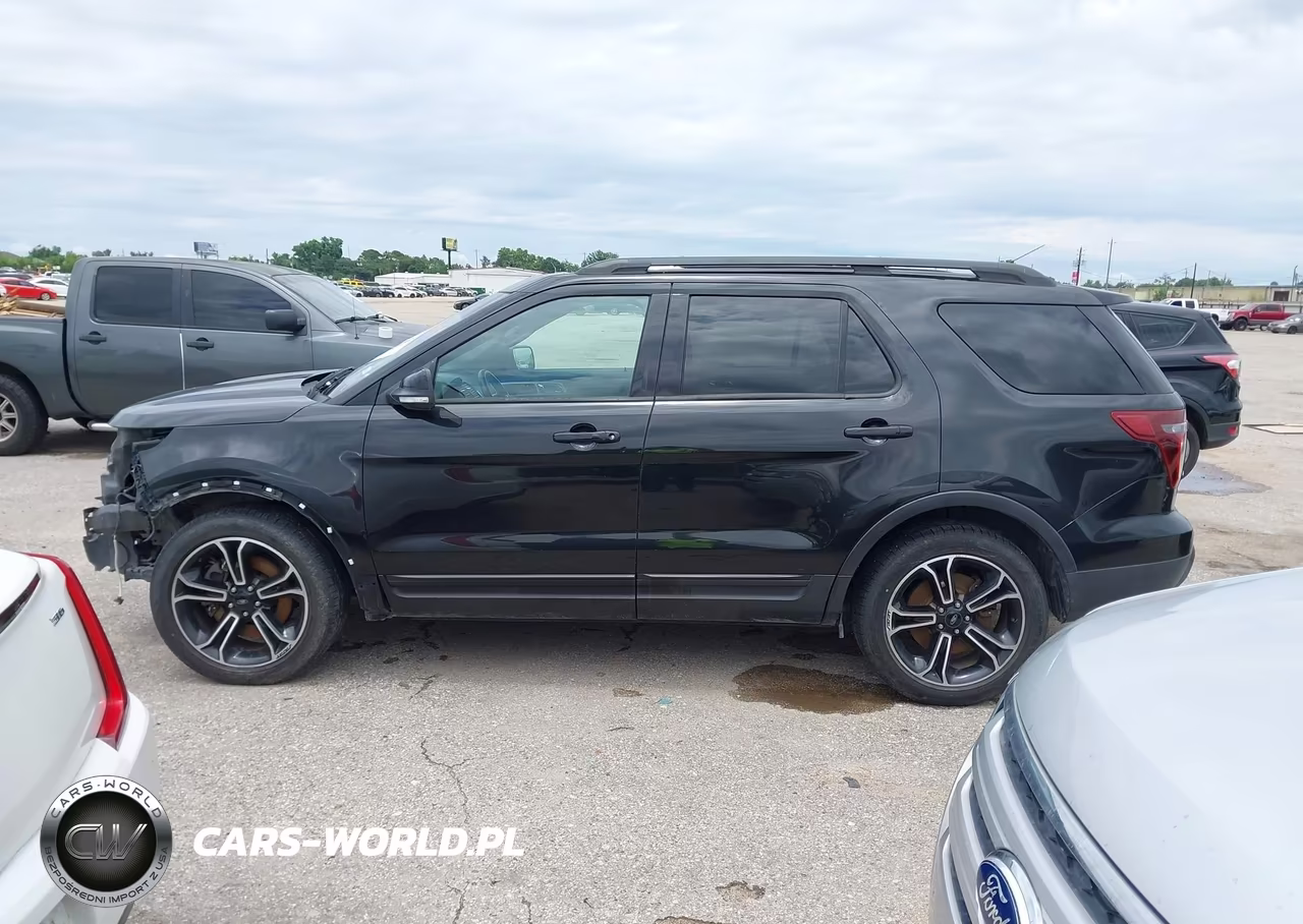 2015 Ford Explorer Sport VIN:1FM5K8GT4FGA53889 - 15