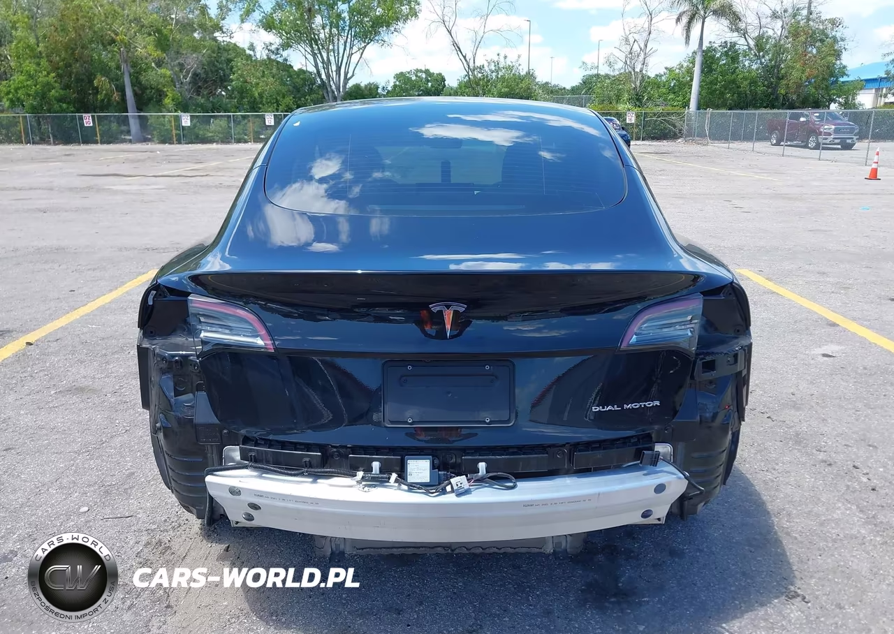 2022 Tesla Model 3 Long Range Dual Motor All-Wheel Drive VIN:5YJ3E1EB1NF154188 - 17
