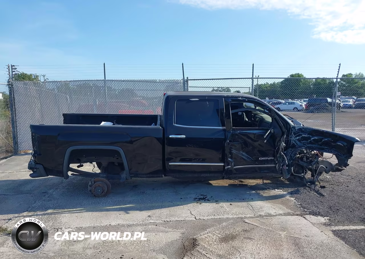 2015 GMC Sierra 2500Hd Denali VIN:1GT120E88FF151090 - 14