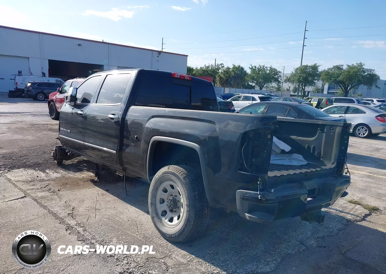 2015 GMC Sierra 2500Hd Denali VIN:1GT120E88FF151090 - 3