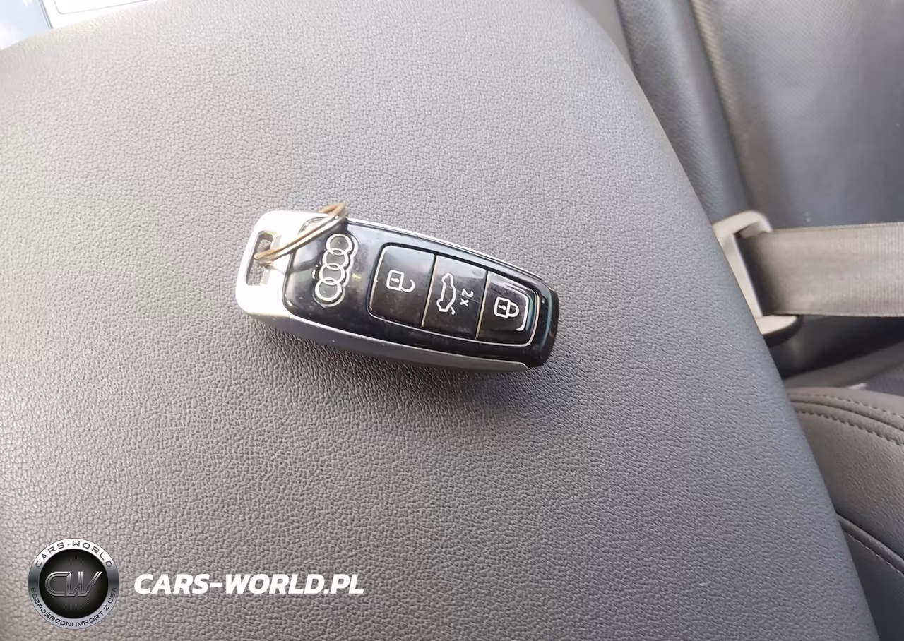 2020 Audi Q7 Prestige 55 Tfsi Quattro Tiptronic VIN:WA1VXAF74LD003213 - 11