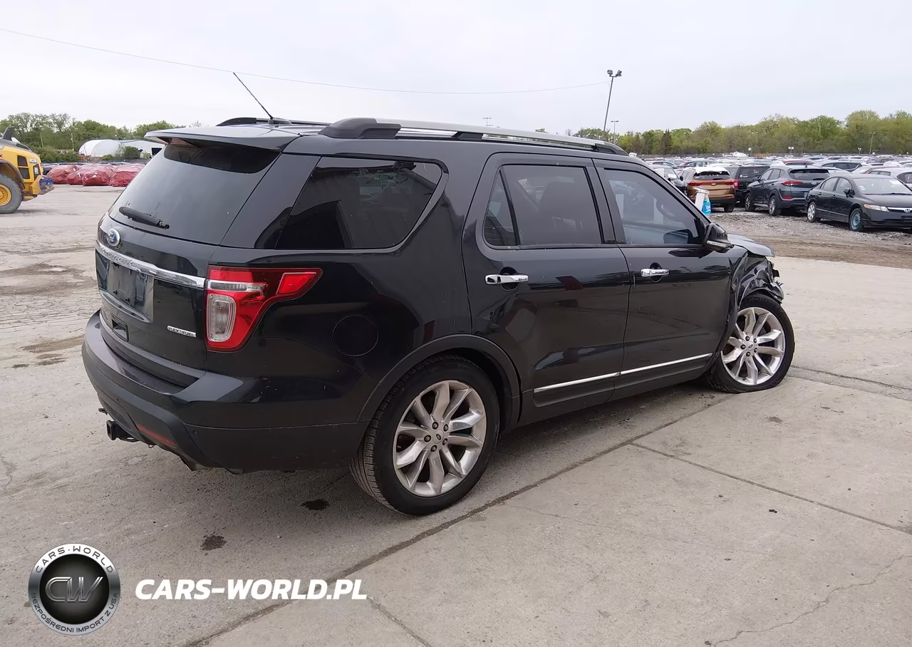2015 Ford Explorer Xlt VIN:1FM5K7D81FGC48746 - 4