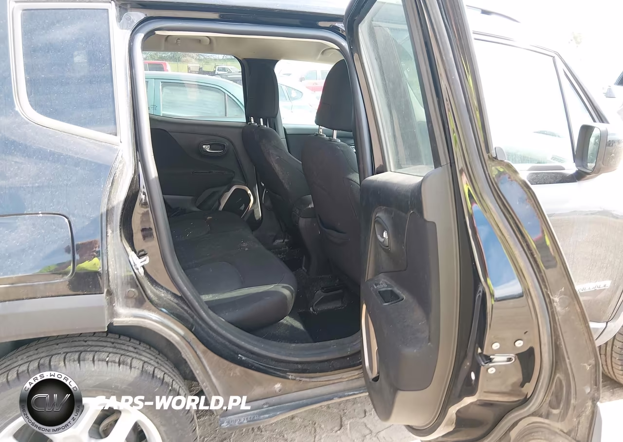 2017 Jeep Renegade Latitude 4X4 VIN:ZACCJBBB1HPF41360 - 8