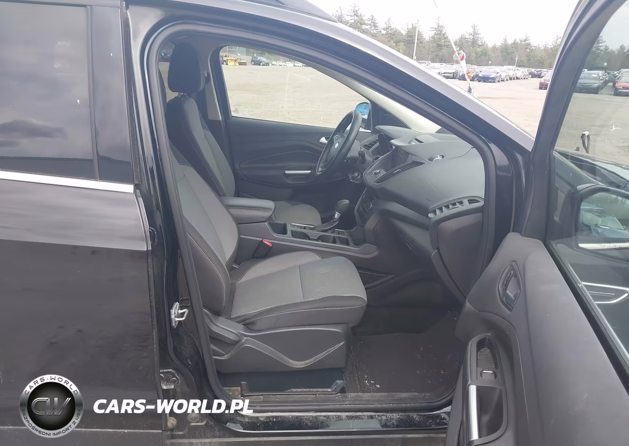 2017 Ford Escape Se VIN:1FMCU0GD8HUC09707 - 5
