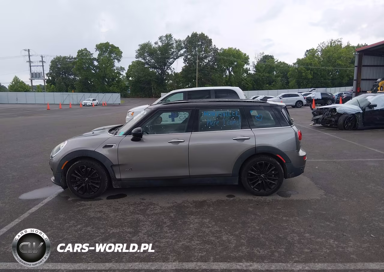 2017 Mini Clubman Cooper VIN:WMWLU1C34H2F28685 - 13