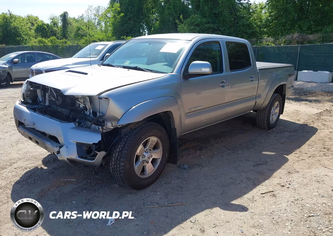 2015 Toyota Tacoma Base V6 VIN:5TFMU4FNXFX028498 - 2