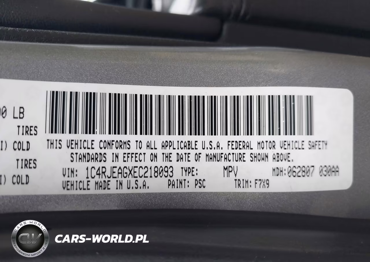 2014 Jeep Grand Cherokee Laredo VIN:1C4RJEAGXEC218093 - 9