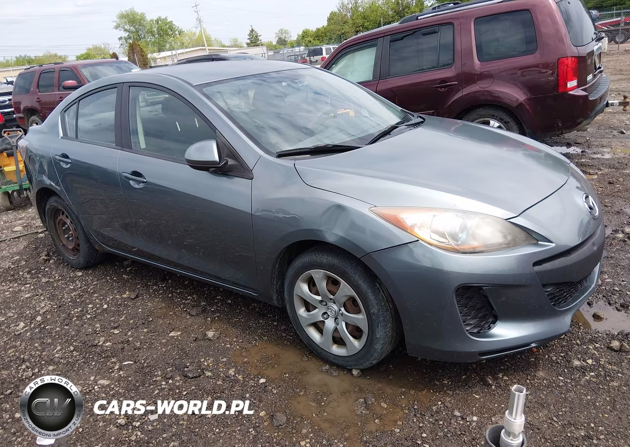 2013 Mazda Mazda3 I Sport