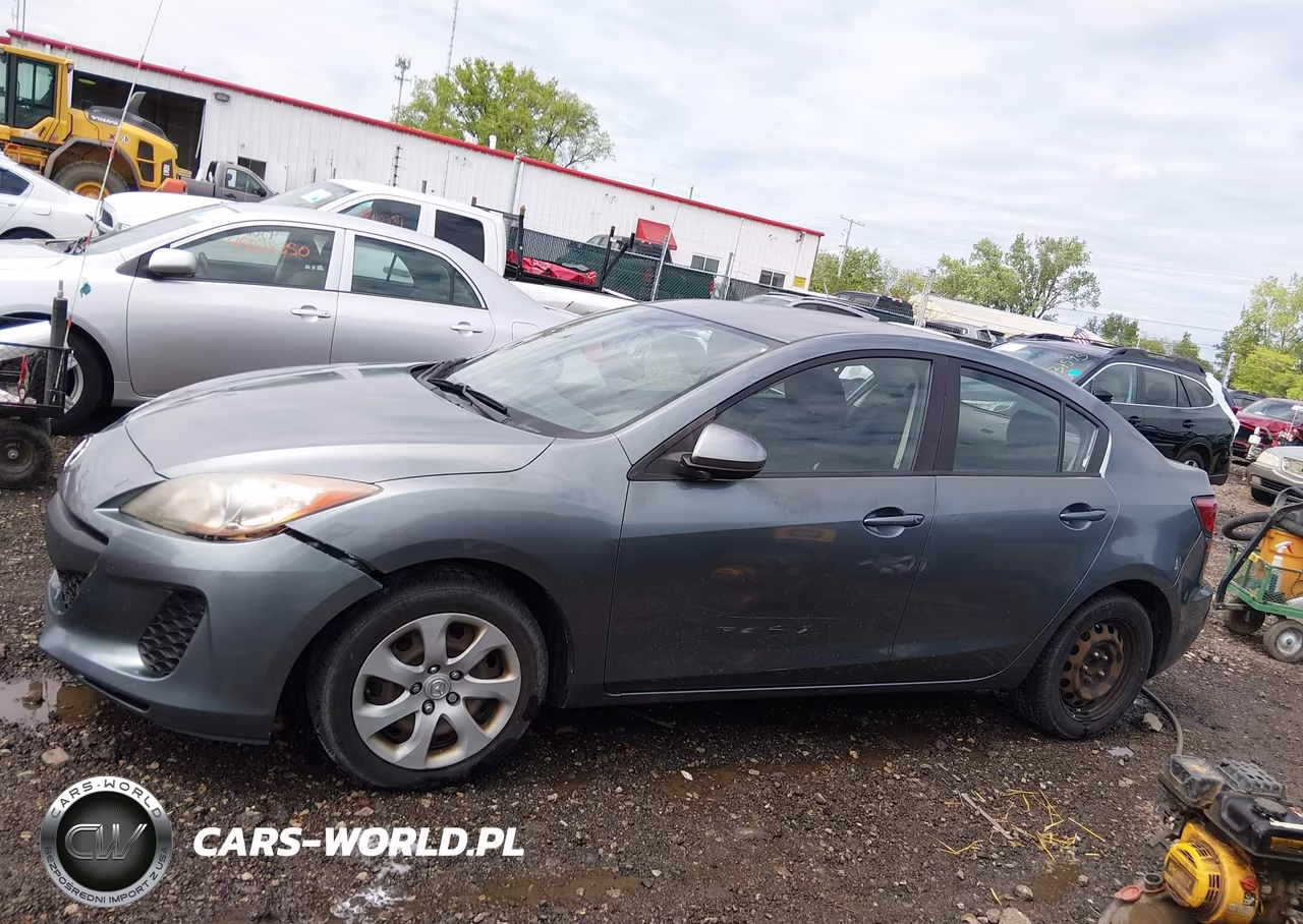 2013 Mazda Mazda3 I Sport VIN:JM1BL1UP0D1756392 - 14