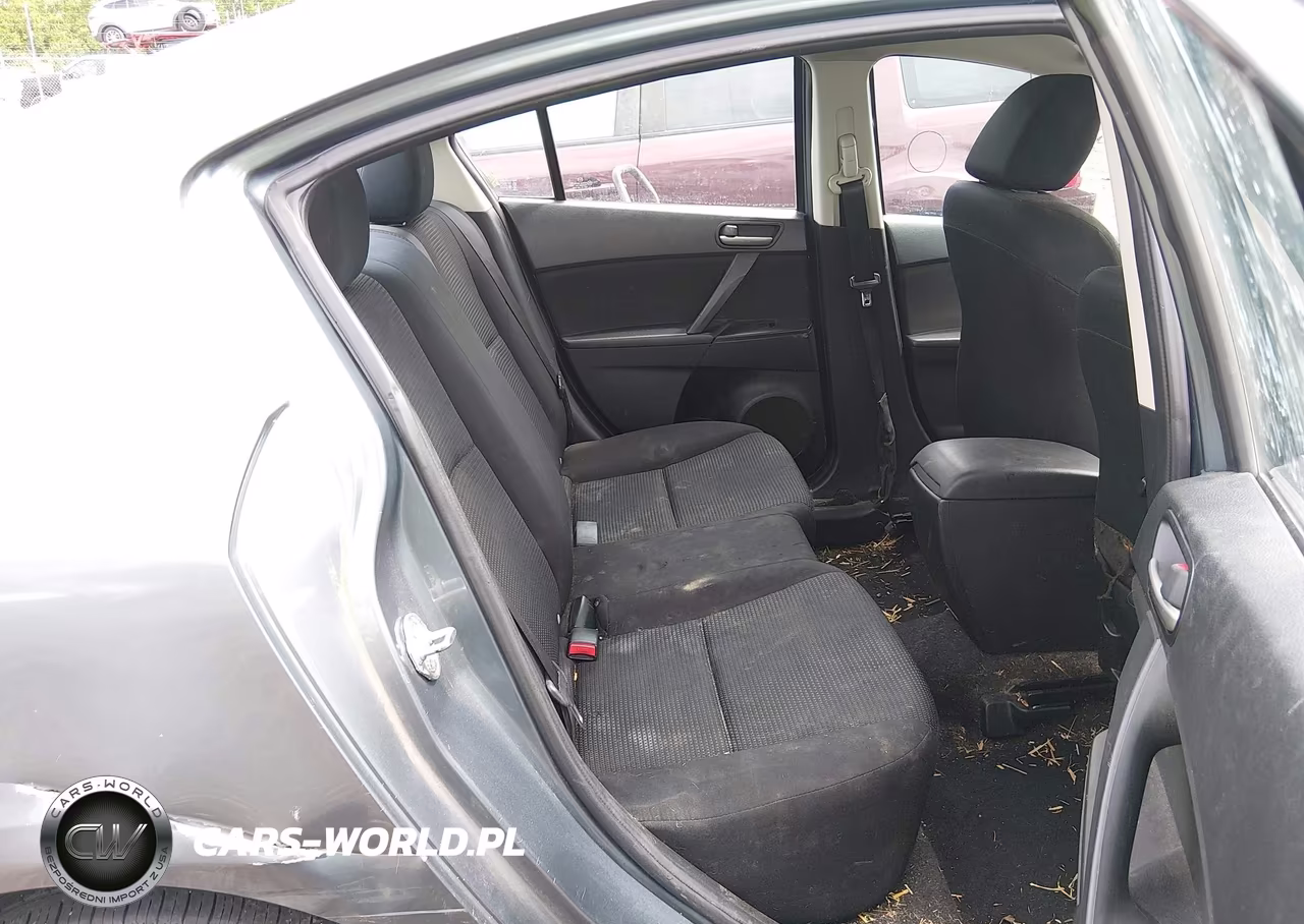 2013 Mazda Mazda3 I Sport VIN:JM1BL1UP0D1756392 - 8