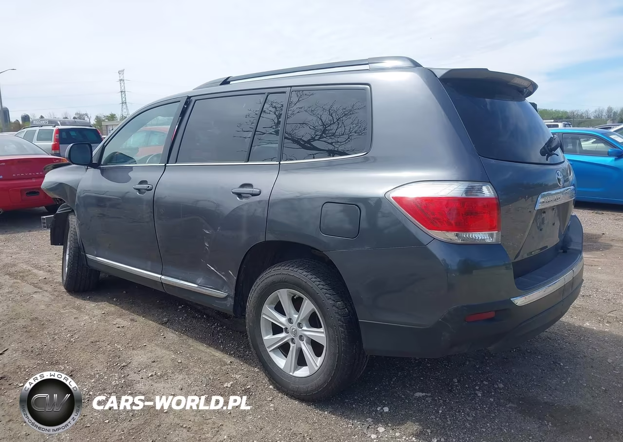 2013 Toyota Highlander Se V6 VIN:5TDBK3EH4DS277661 - 3