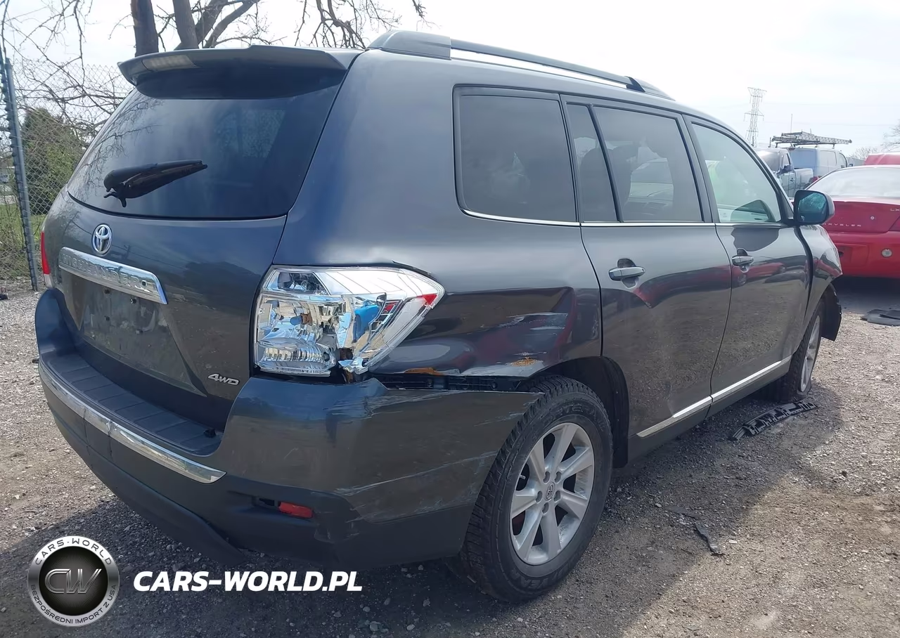 2013 Toyota Highlander Se V6 VIN:5TDBK3EH4DS277661 - 4