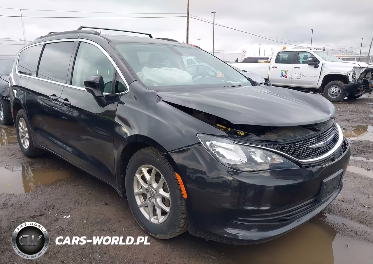 2020 Chrysler Voyager Lxi – zdjęcie 1 z 20