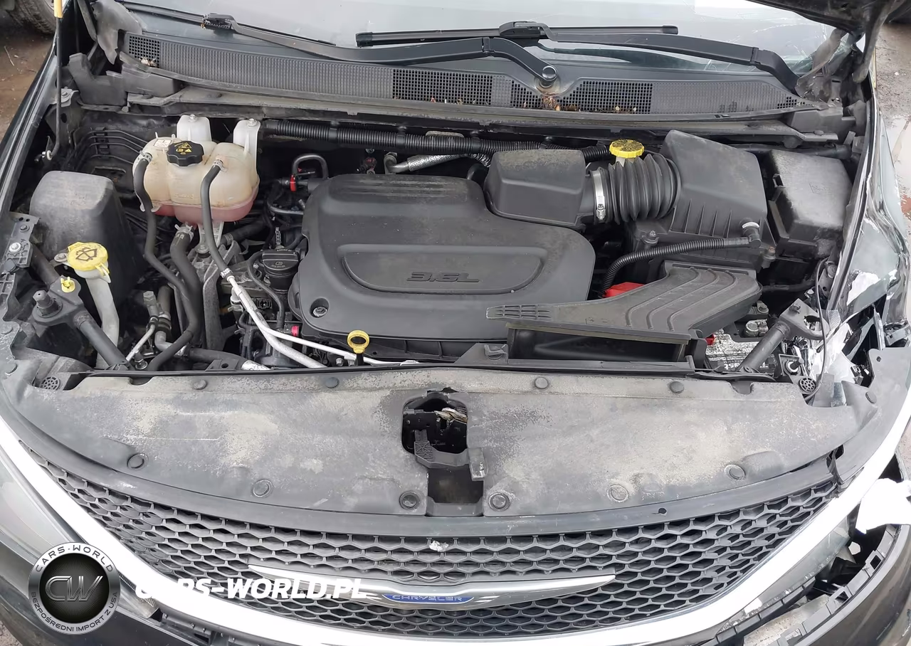 2020 Chrysler Voyager Lxi VIN:2C4RC1DG2LR195833 - 10