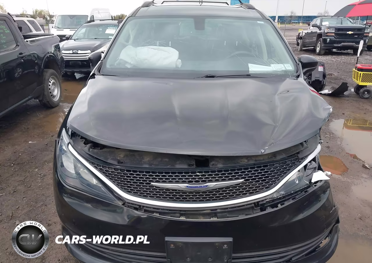 2020 Chrysler Voyager Lxi VIN:2C4RC1DG2LR195833 - 12