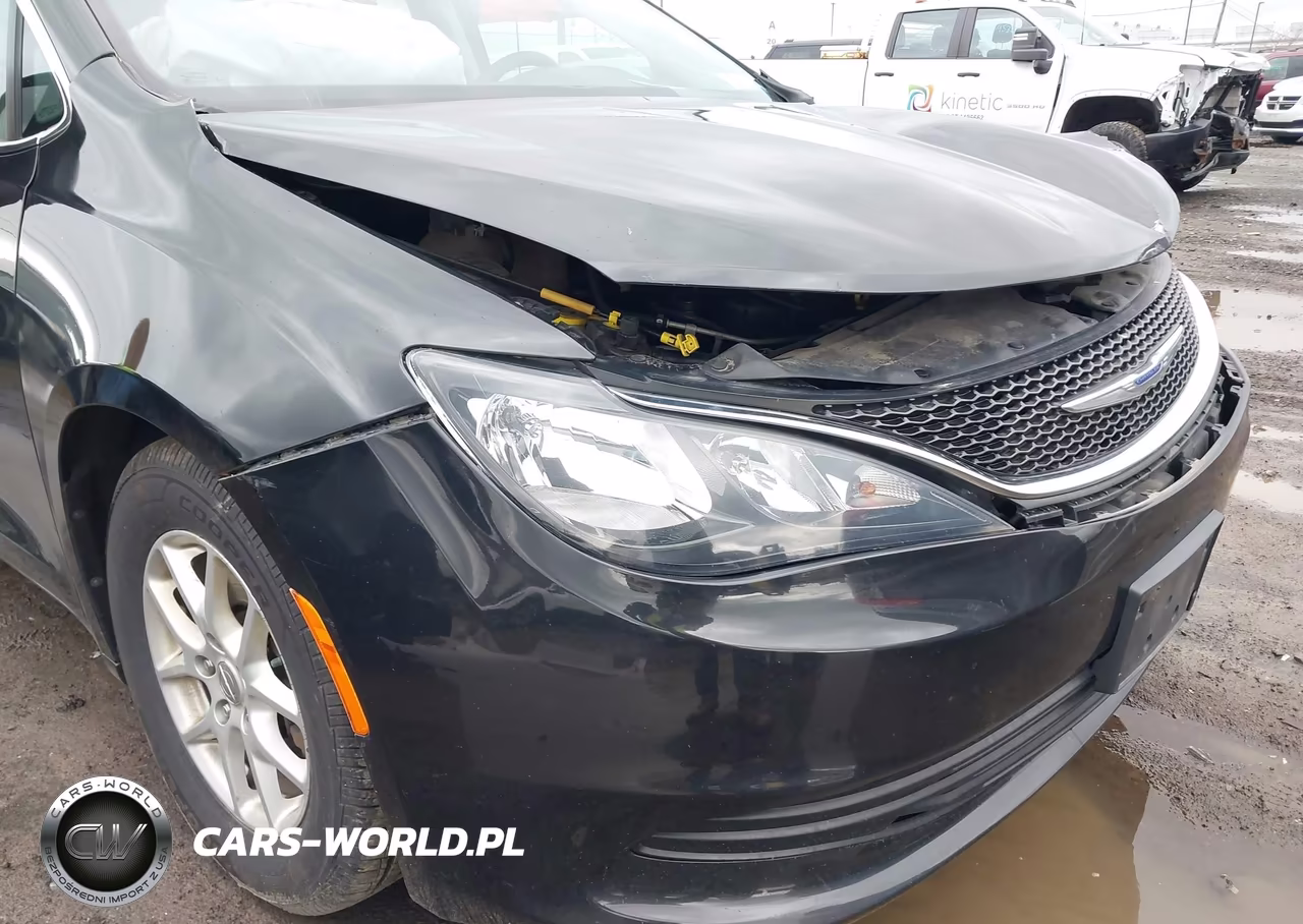 2020 Chrysler Voyager Lxi VIN:2C4RC1DG2LR195833 - 20