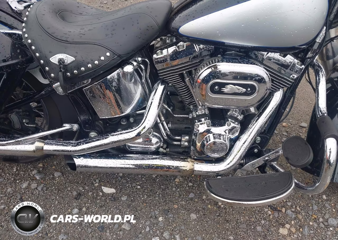 2012 Harley-Davidson Flstc Heritage Softail Classic VIN:1HD1BWV12CB029512 - 8