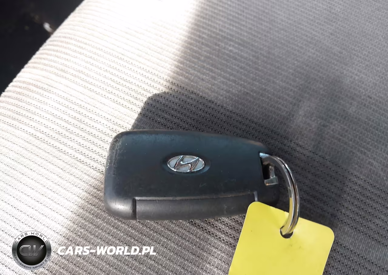 2023 Hyundai Venue Sel VIN:KMHRC8A31PU219988 - 11