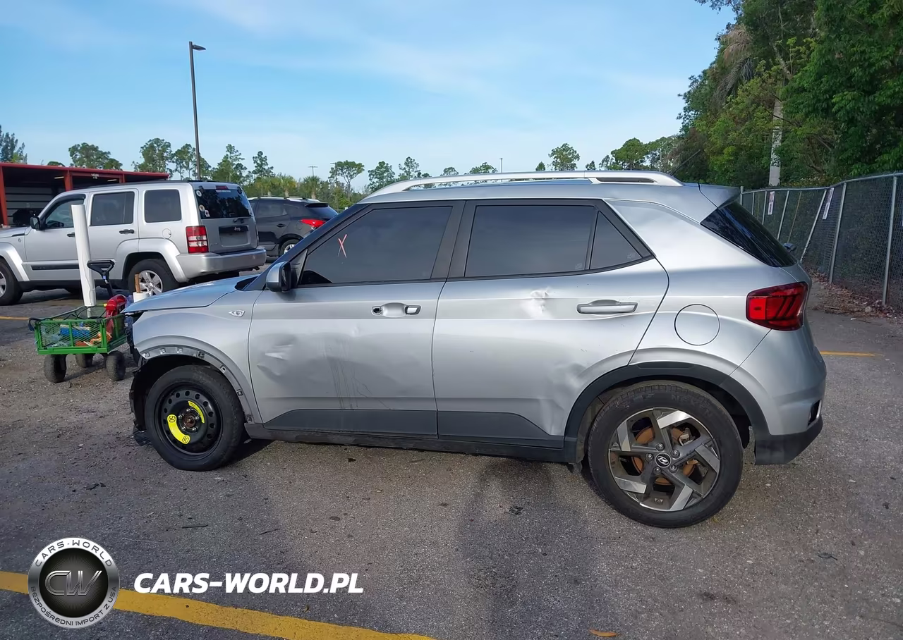 2023 Hyundai Venue Sel VIN:KMHRC8A31PU219988 - 15