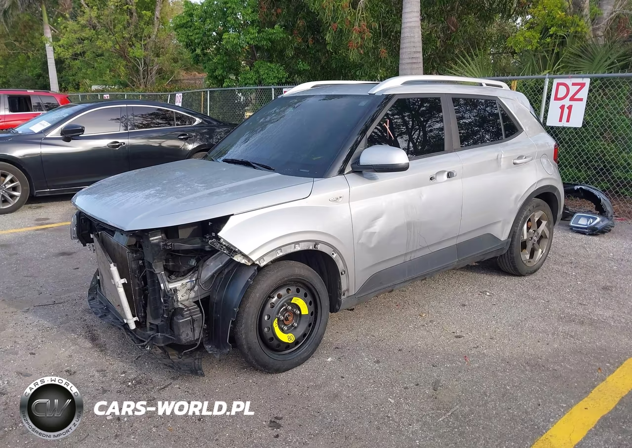 2023 Hyundai Venue Sel VIN:KMHRC8A31PU219988 - 2