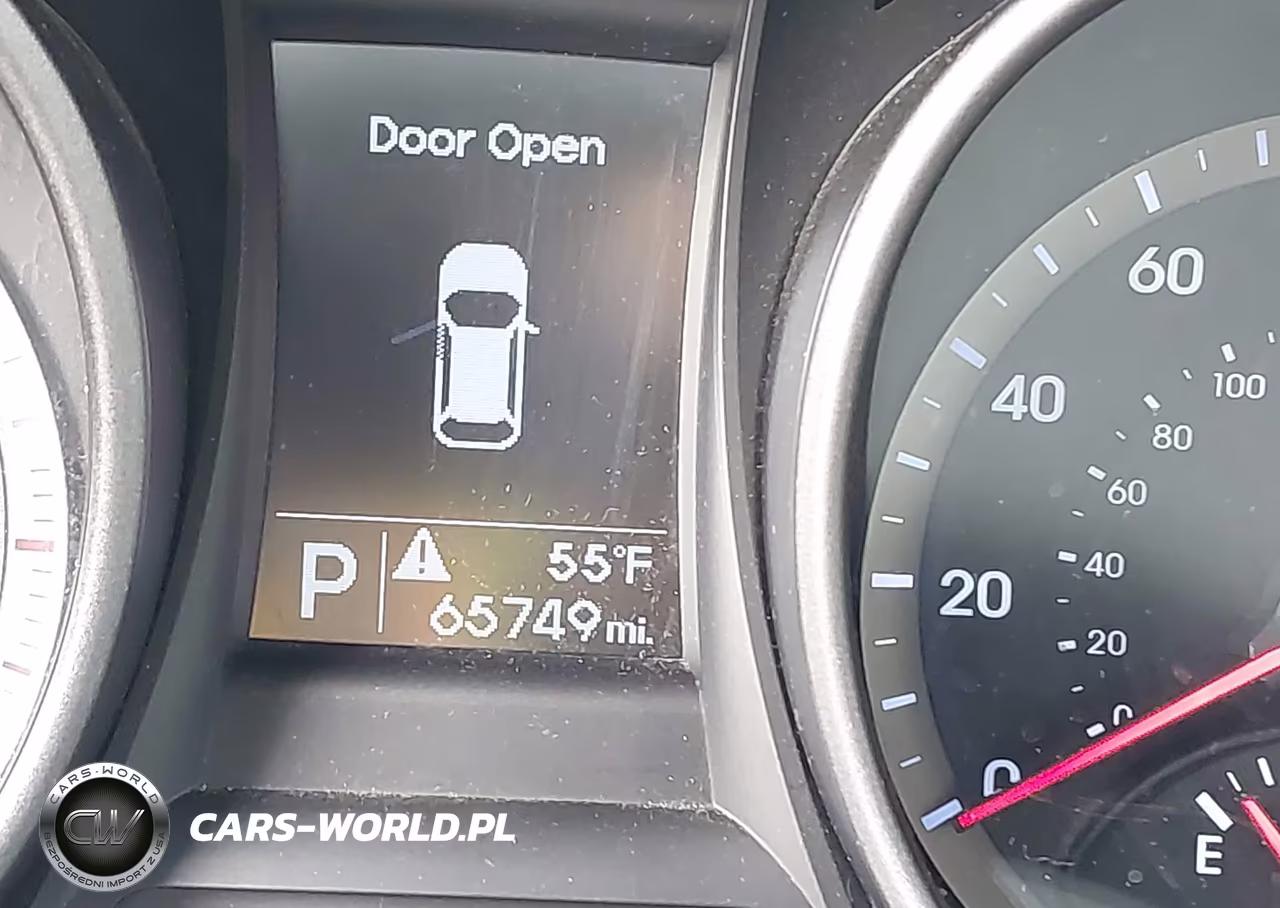 2015 Hyundai Santa Fe Sport 2.4L VIN:5XYZUDLB1FG276416 - 15