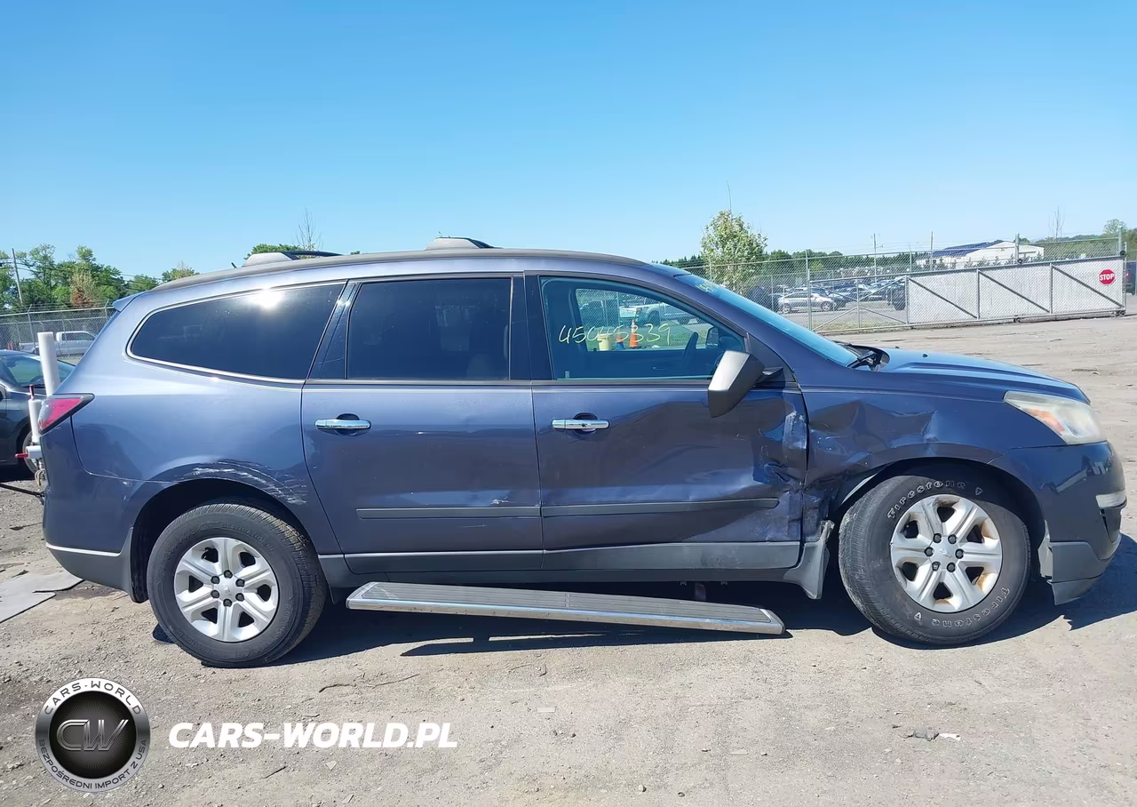 2013 Chevrolet Traverse Ls VIN:1GNKRFED2DJ120869 - 13