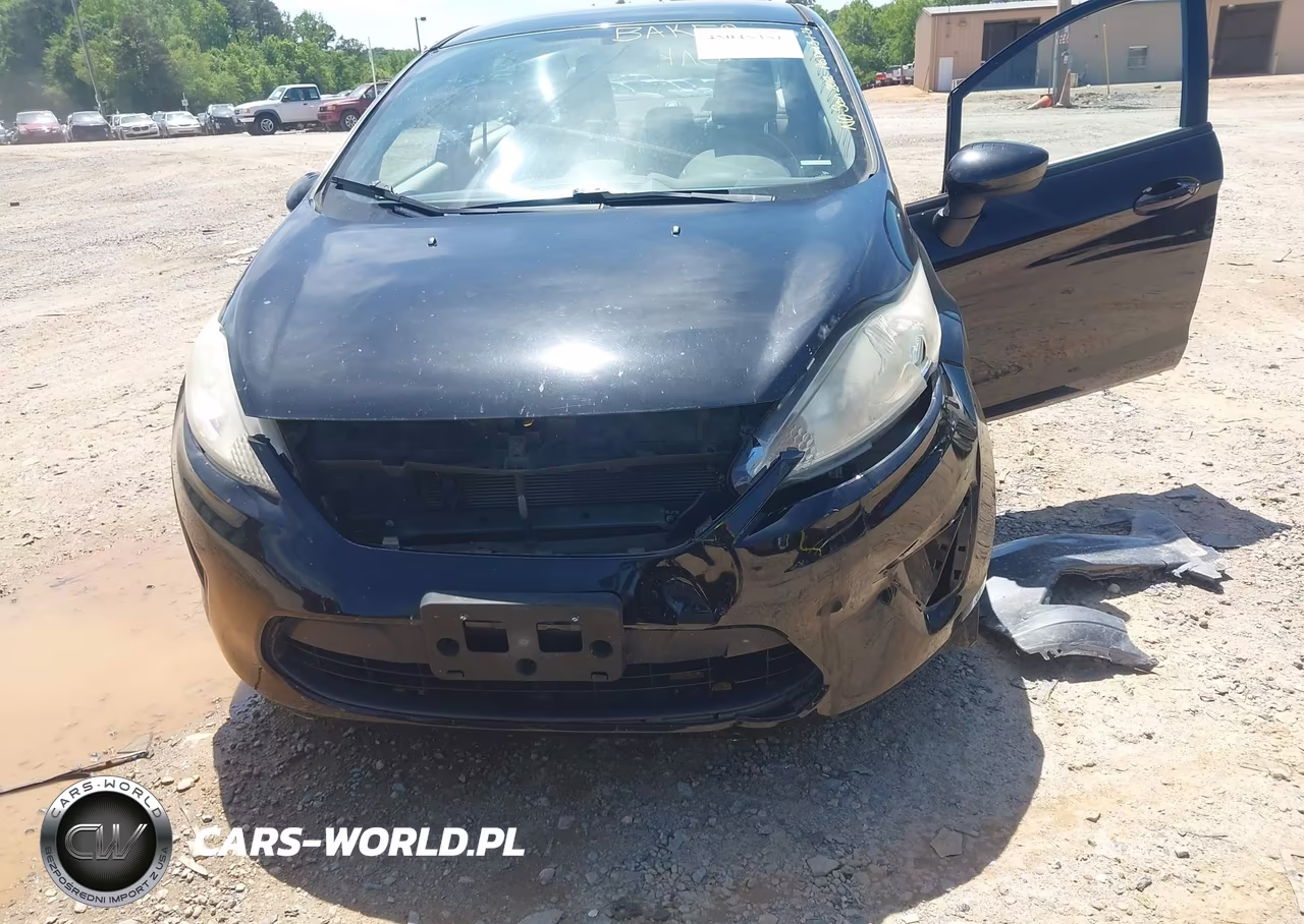 2012 Ford Fiesta S VIN:3FADP4AJ8CM104724 - 6