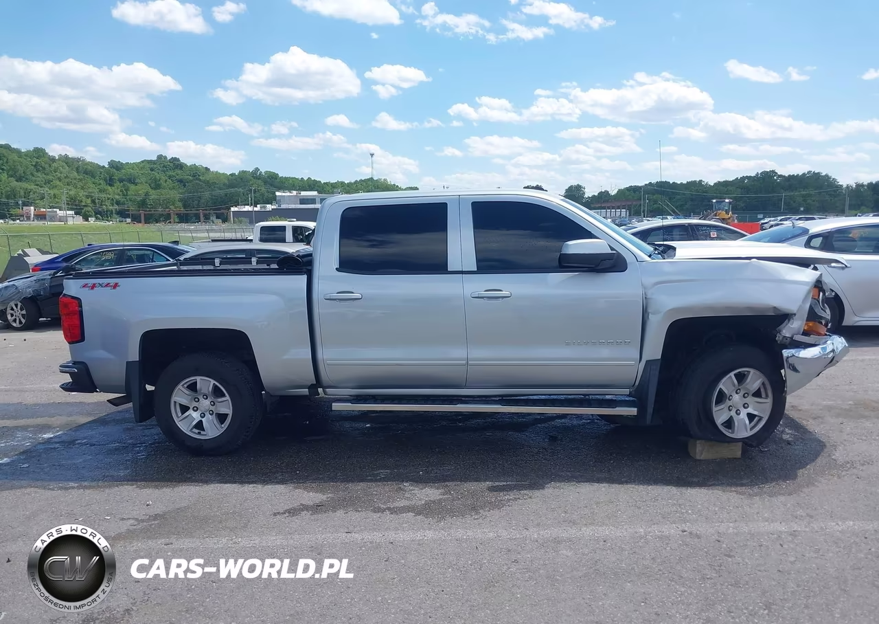 2016 Chevrolet Silverado 1500 1Lt VIN:3GCUKREC0GG203107 - 13